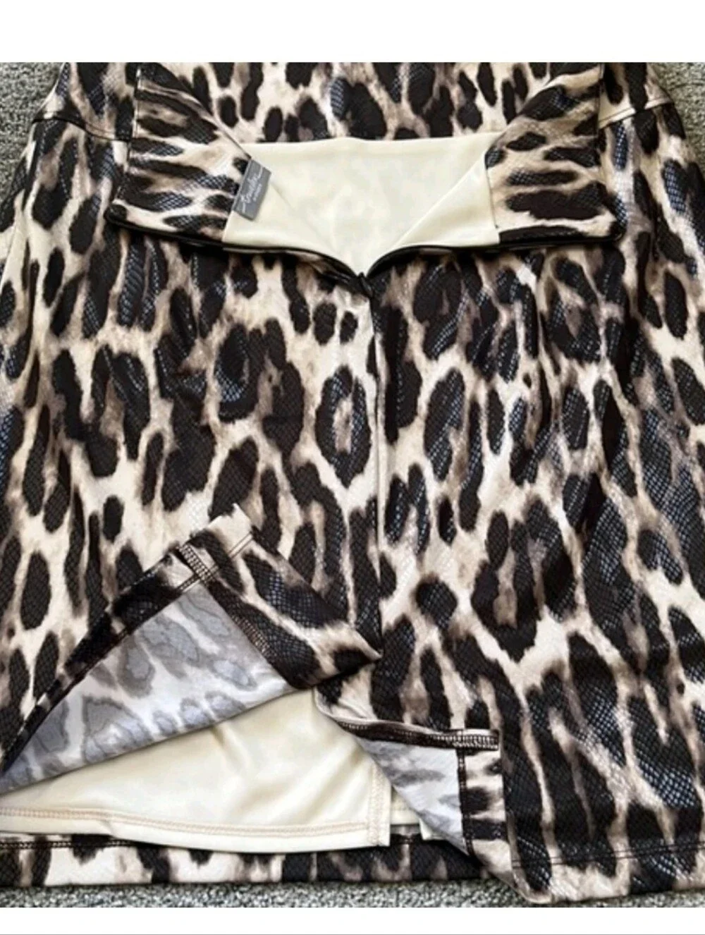Chico's Animal Print Straight Skirt Size Chico's 2 US 12 Large